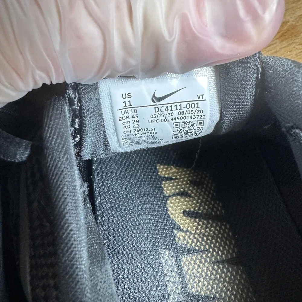 Nike Air Max 2015 Mens Black Gold Running Shoes DC4111-001 Size 11